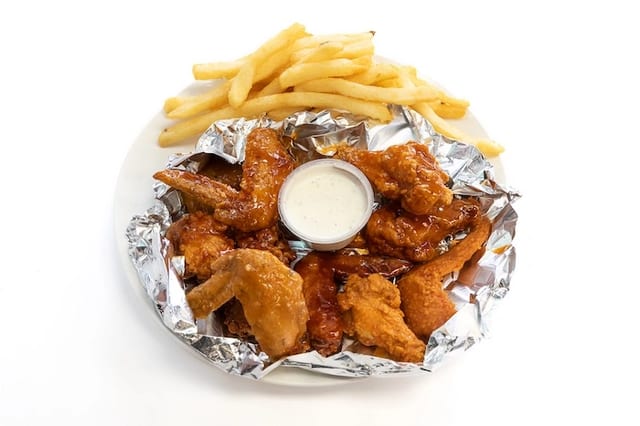 10 Pc Buffalo Wings.